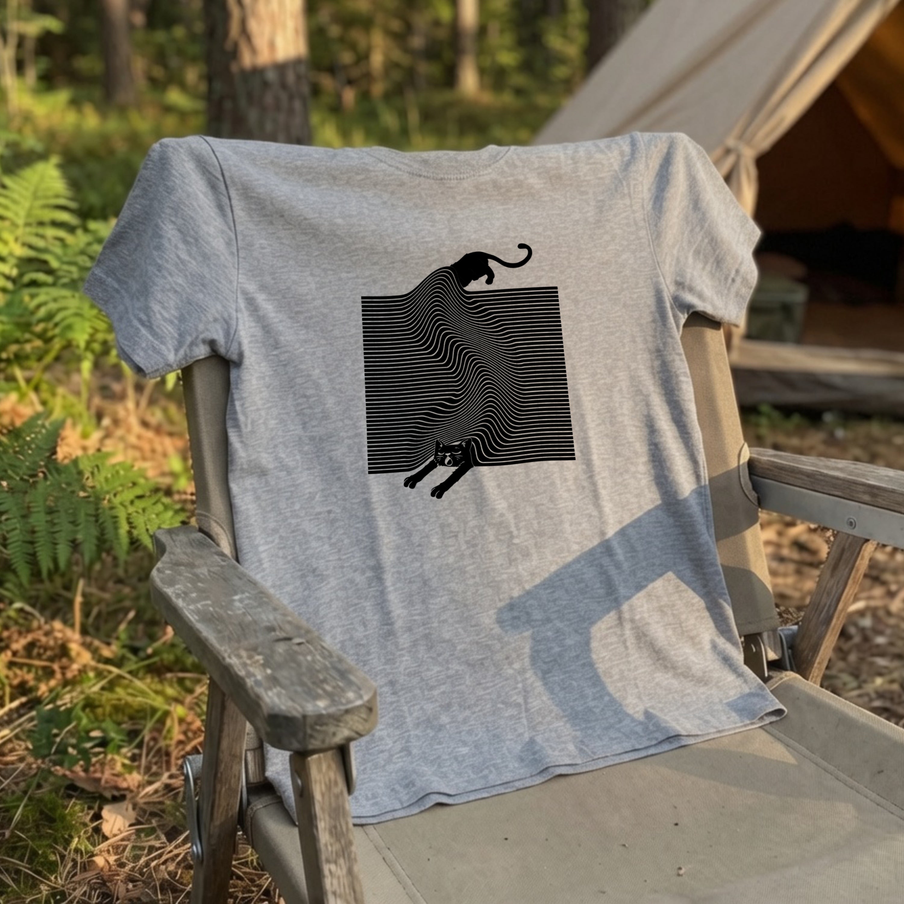 LIQUID CAT | 液体猫 オプティカルアート Tシャツ | フロントプリント